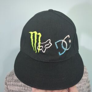 Monster Drink Fox DC Racing Baseball Cap 6 3/4 Flex Fit black OSFM
